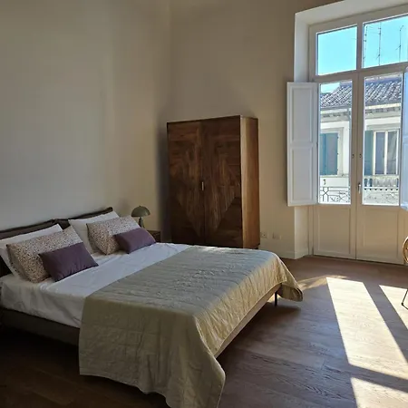 Ottocento דירה *