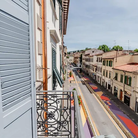 Ottocento Apartment *